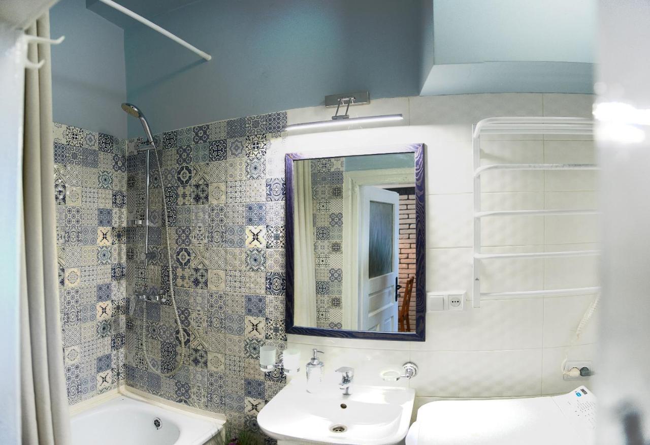 לבוב Stylish Apartments In The Center מראה חיצוני תמונה